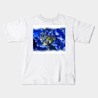 Hydrangea Blues Kids T-Shirt